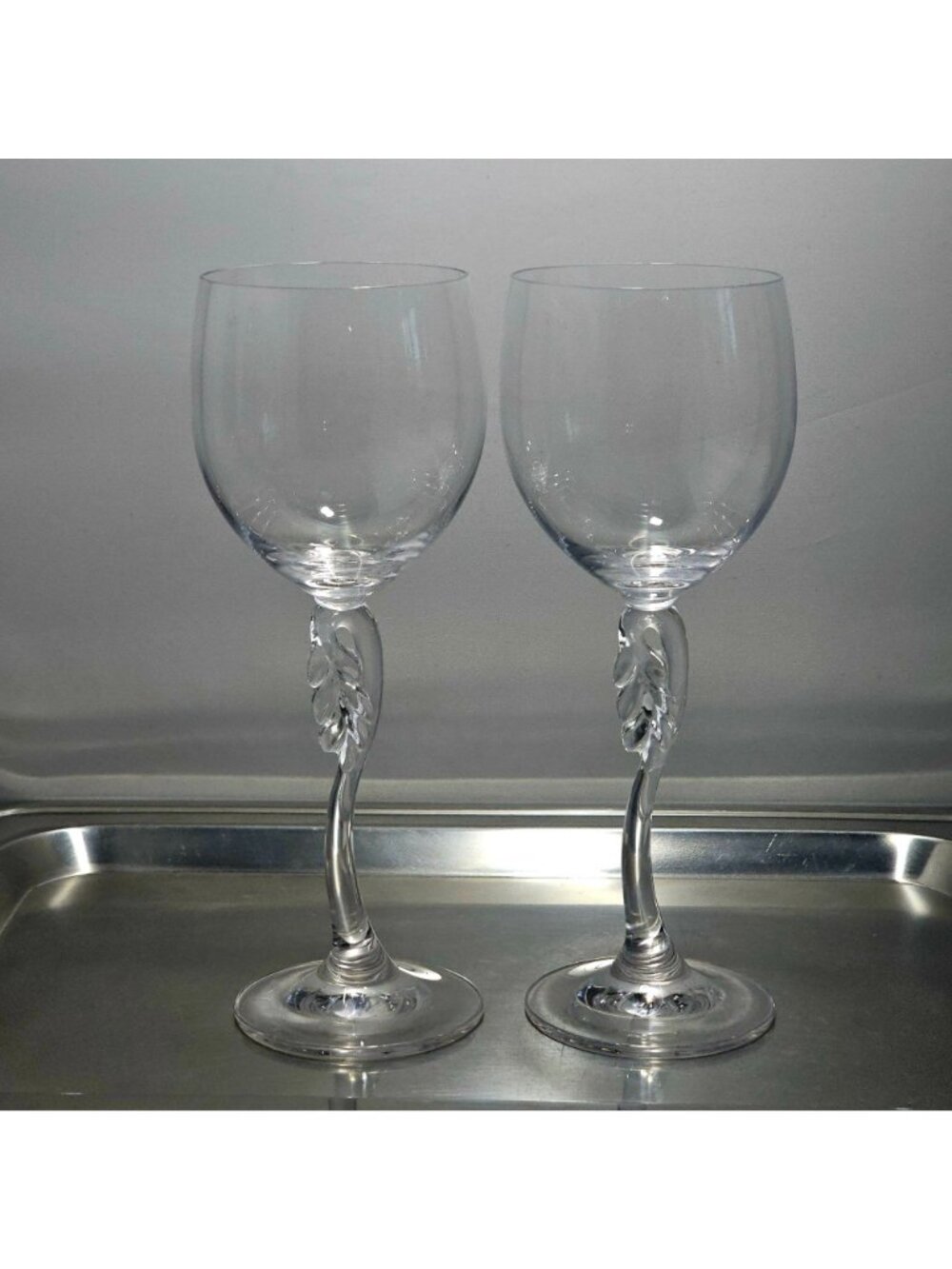 2 Mikasa Leaf Song Wine Glasses 9" art nouveau sculpted stem - Picture 8 of 8